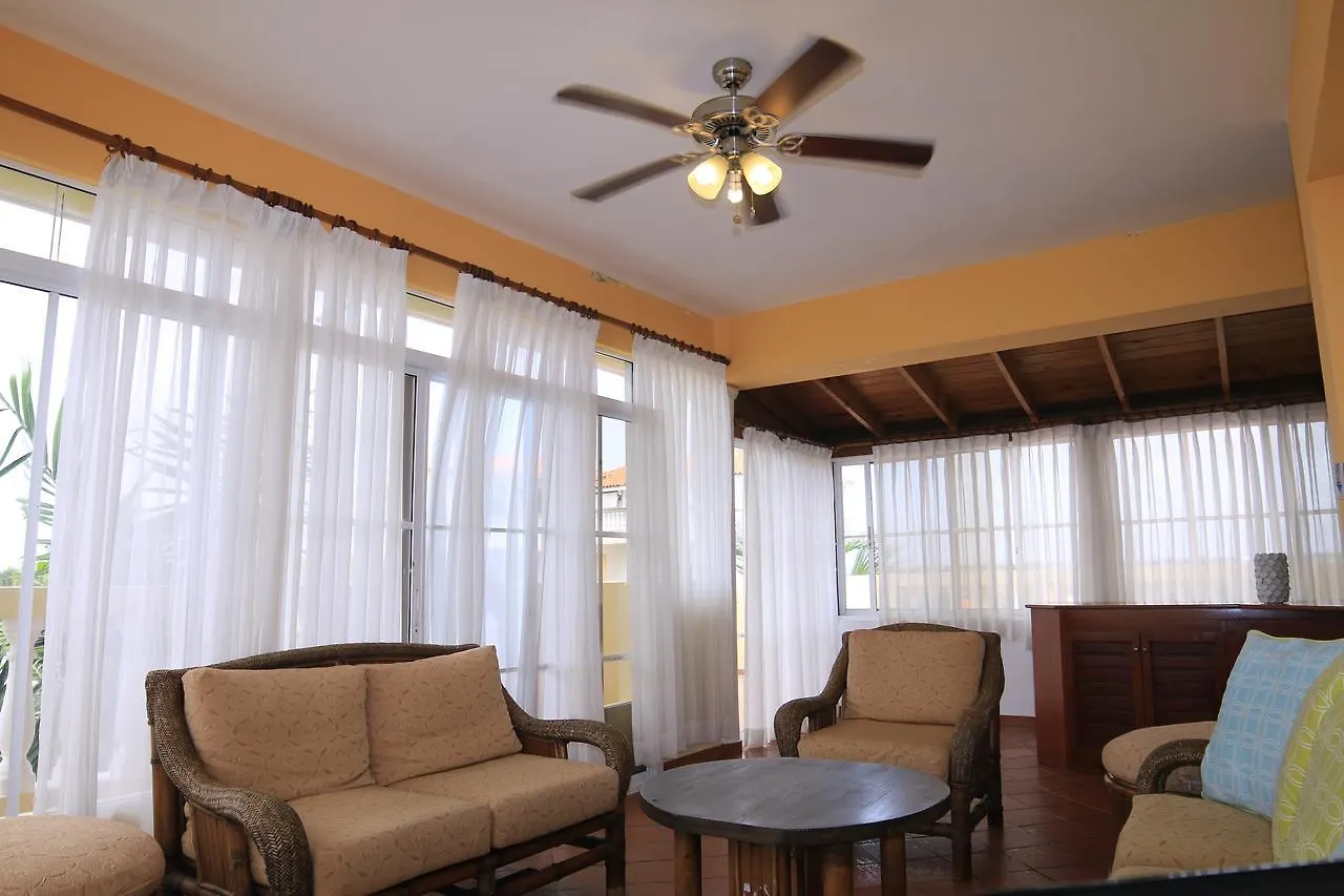 Resort Hotel Residencial Las Palmeras De Willy Boca Chica